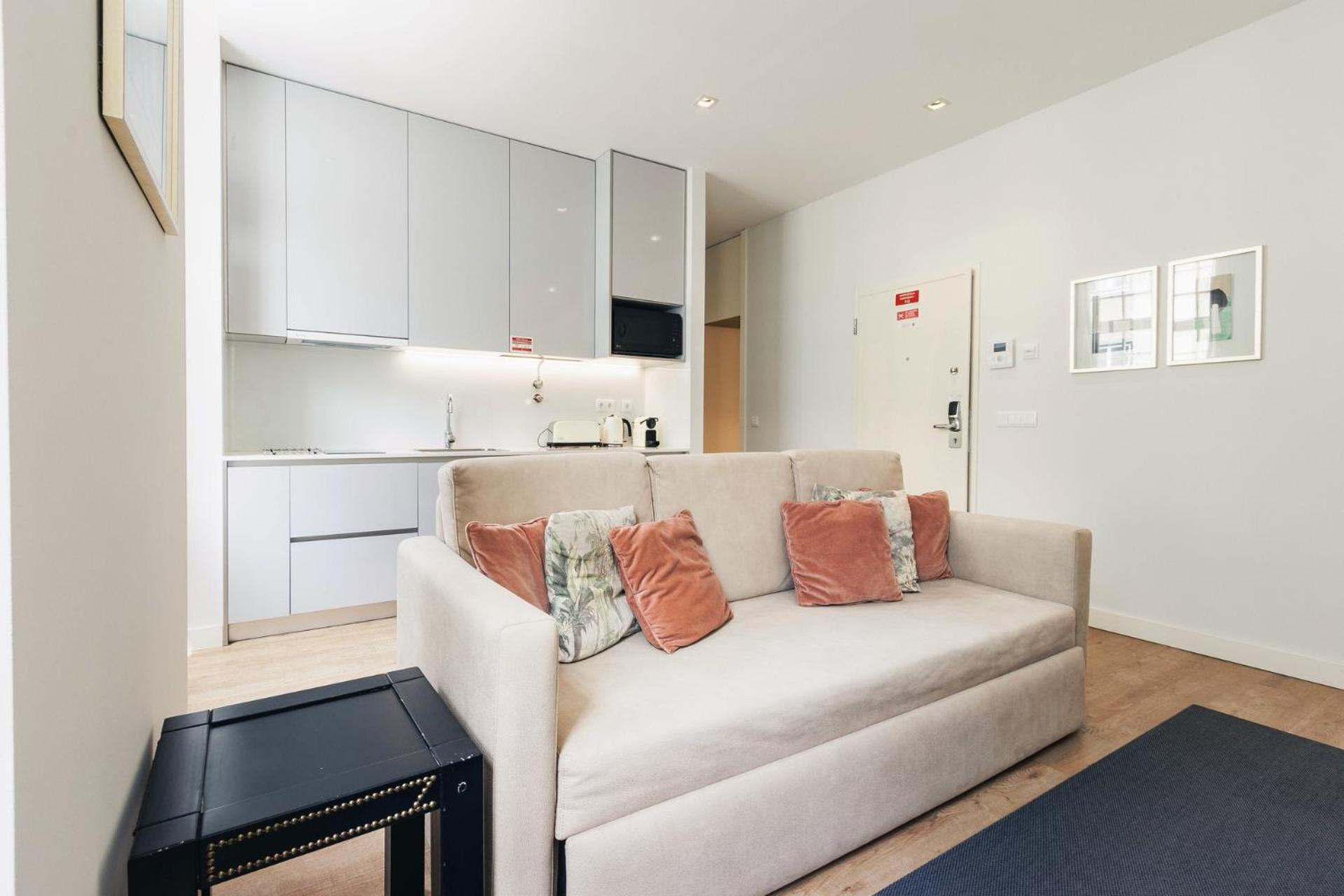 One-Bedroom Apartment